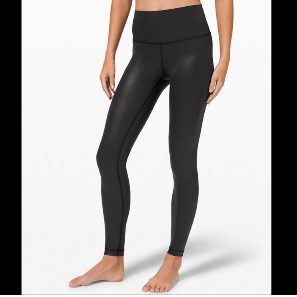 NWT Wunder Under High-Rise Tight 28"‎ 
Full-On Luxtreme Shine